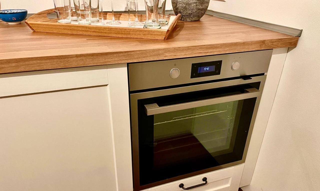 Voh Studio Mitten In Vohenstrauss, Smart-Tv, Parkplatz Luaran gambar
