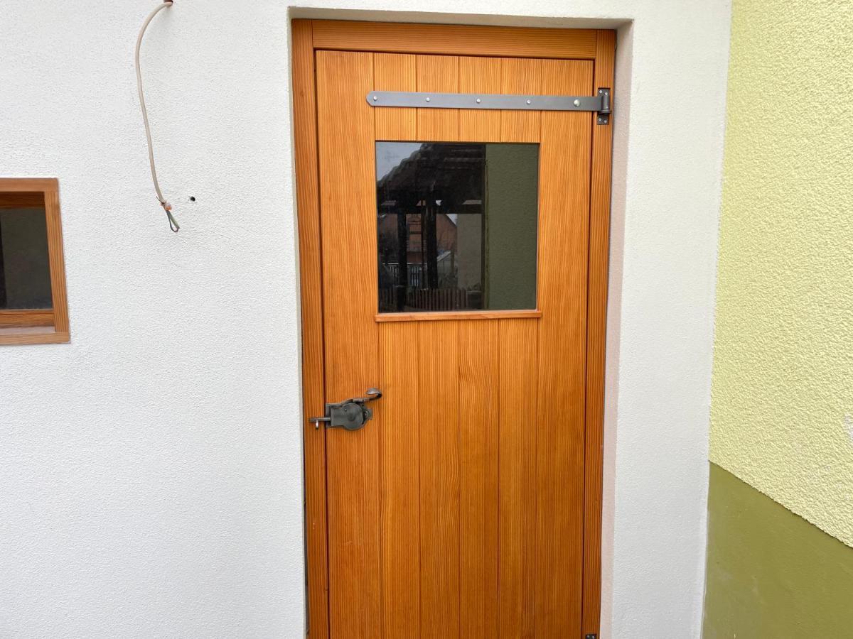 Voh Studio Mitten In Vohenstrauss, Smart-Tv, Parkplatz Luaran gambar